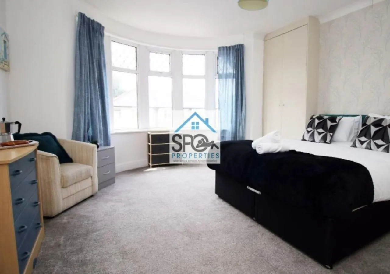 Contractors-Business-Private Parking-Free Wifi-Near M4 Villa Cardiff Egyesült Királyság